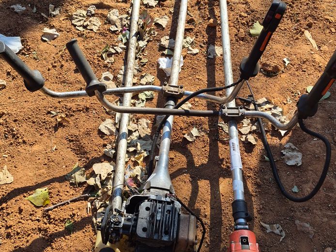 3 X SCRAP BUSH CUTTERS