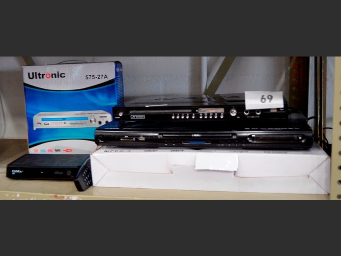 LOT: LEXUCO & OTHER DVD PLAYERS [Switch on]