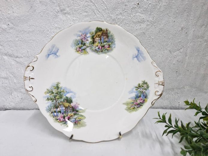 Royal Standard English Cottage Serving Plate