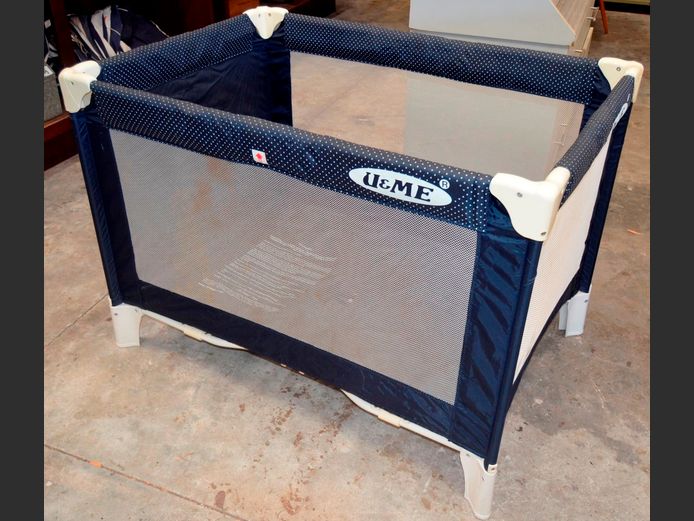 U & ME CAMP COT