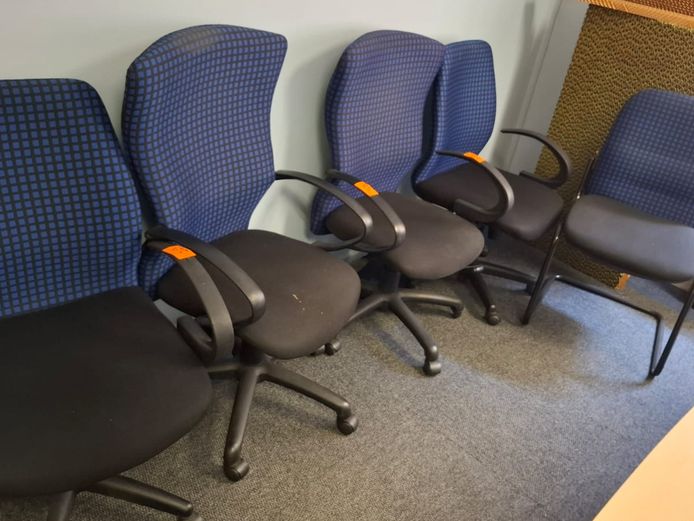 5 Office chairs