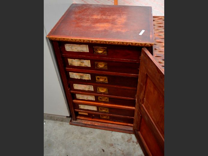 MAHOGANY SINGLE DOOR, 7-DRAWER CABINET, 47.5 x 37.5 x 71.5cm [Scratched]