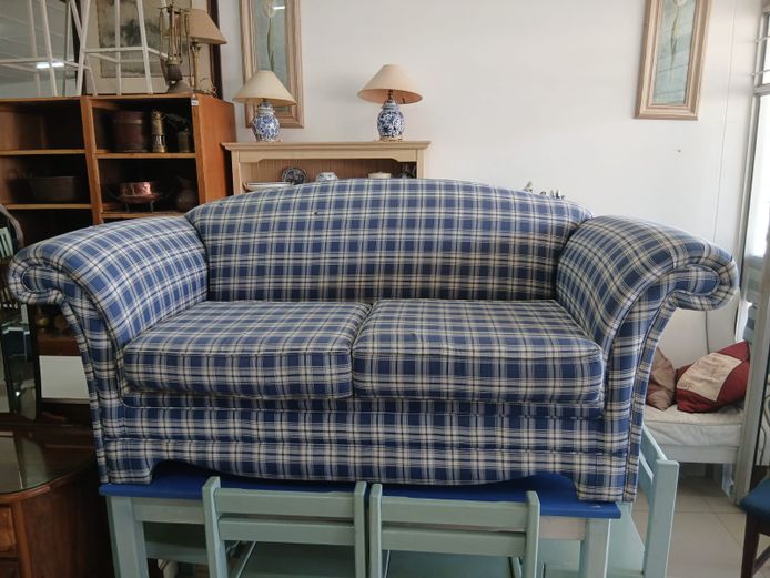 2 seater couch