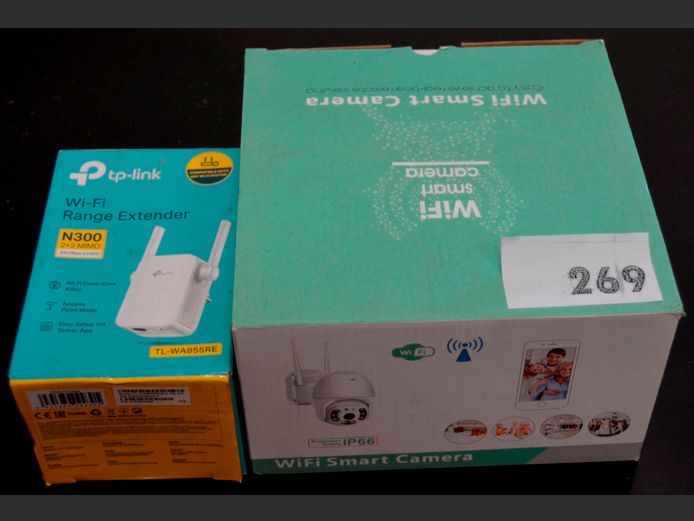 WI-FI SMART CAMERA & A TP LINK RANGE EXTENDER [Untested]