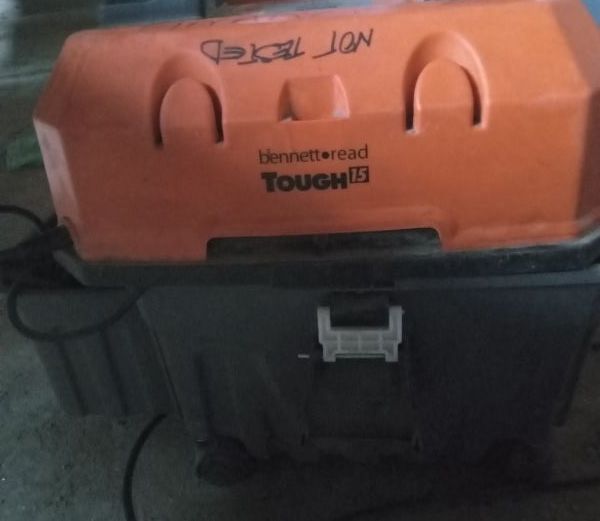 Bennet read Tough 15 vacuum cleaner scrap