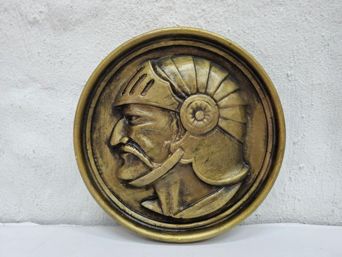 Vintage Bronze-Tone Medieval Knight Profile Relief Wall Plaque - Resin Made