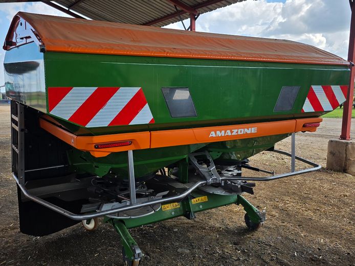 Amazone Strooier 3ton -  AMAZONE ZA-TS 3200 MET 21-36M