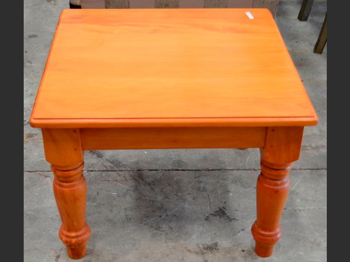 YELLOWWOOD LAMP TABLE, 60 x 60 x 45cm