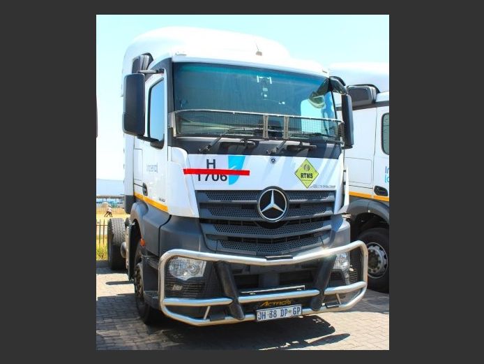 MERCEDES BENZ ACTROS 1836 H/CAB TRUCK, Diesel, 4X2