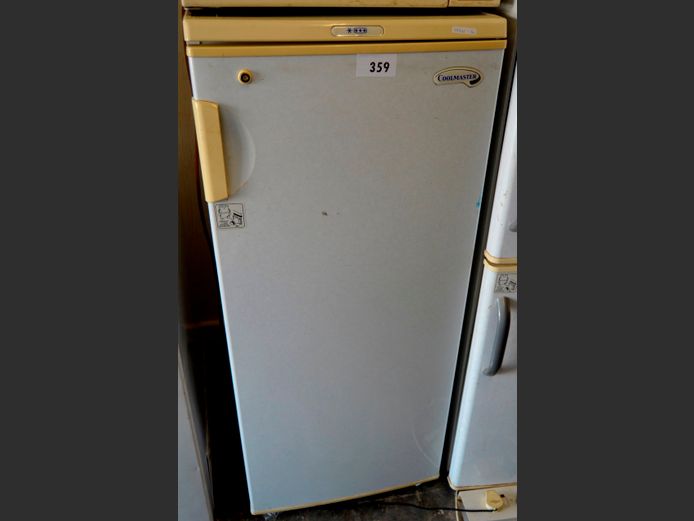 COOLMASTER 250 LITRE SINGLE DOOR FRIDGE [Getting cold]