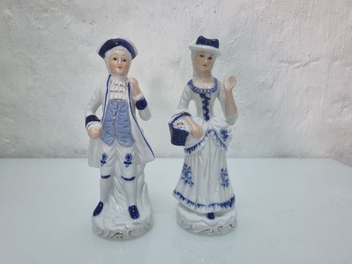 Pair of Vintage Blue & White Porcelain Figurines