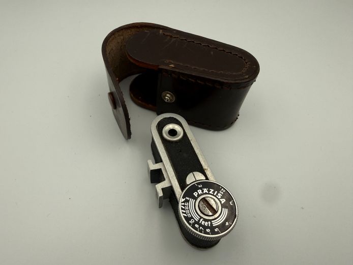 Pra'zisa Vintage Camera Rangefinder with Leather Case & Agfa Instructions
