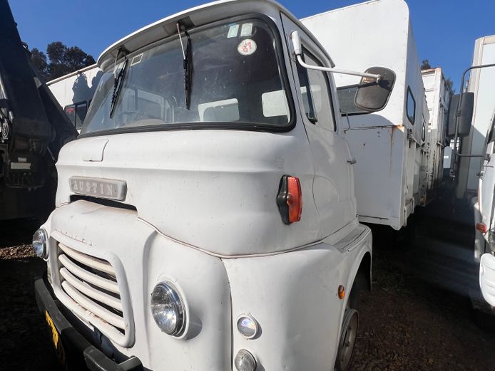 BMC Austin Service Truck (Collectable) 