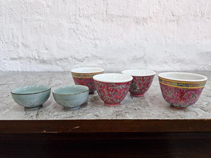 Collection of Assorted Oriental Porcelain Bowls