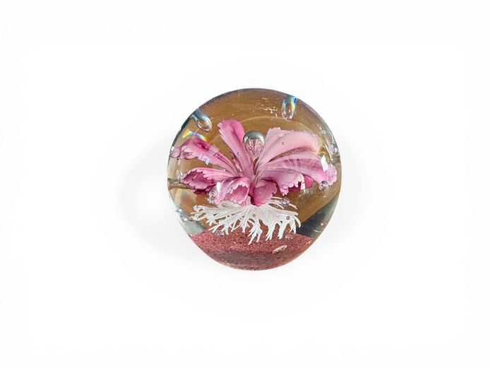Art Glass Floral Paperweight – Pink Flower
