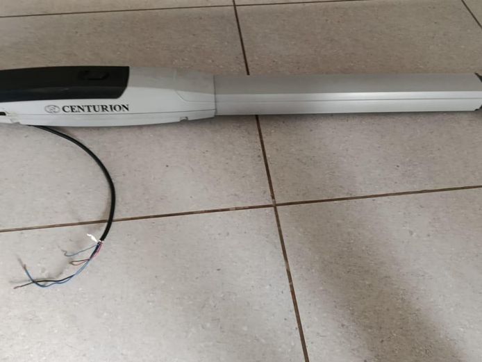 Centurion gate Motor 