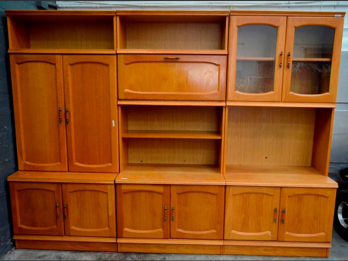 OAK & OAK FINISH 3-PIECE WALL UNIT, 250 x 49 x 186cm
