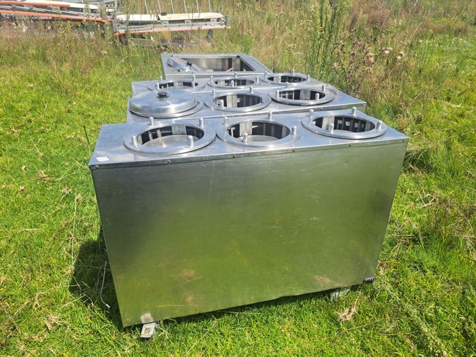 Stainless-steel dipping canisters scrap