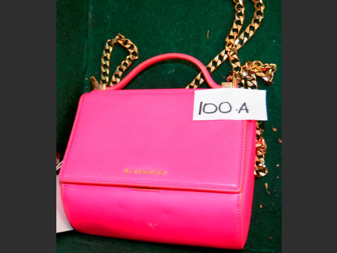 GIVENCHY PINK 100% CALF LEATHER PINK HANDBAG WITH PANDOR BOX CHAIN