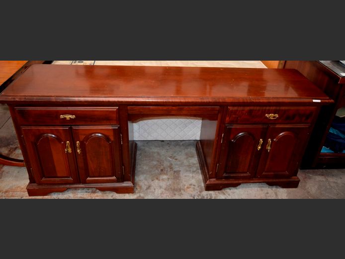 IMBUIA 4-DOOR, 2-DRAWER DRESSING TABLE, 188 x 46 x 75cm [Handle to 1 door needed]