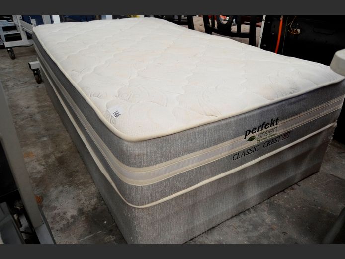 PERFEKT GREEN SLEEP ¾ BED BASE & MATTRESS SET [Needs feet, mattress needs a clean]