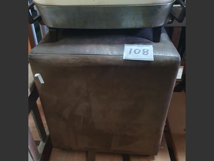 BROWN UPHOLSTERED OTTOMAN, 41 x 41 x 45cm