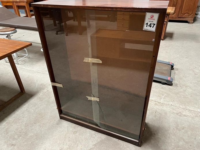 Glass door cabinet