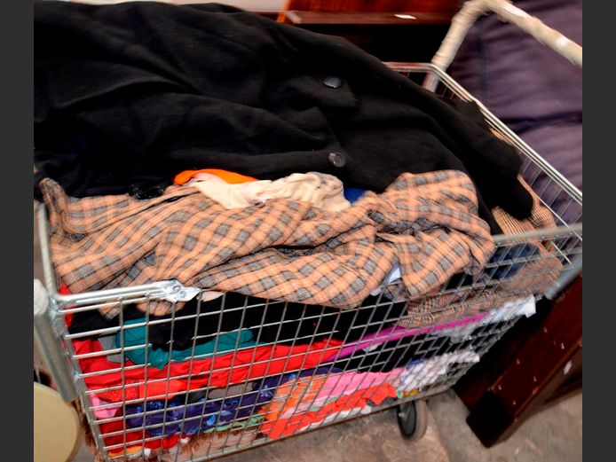 LARGE LOT: ASSORTED CLOTHING [Excl. Bin]