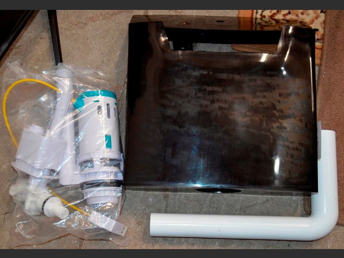 TOILET CISTERN
