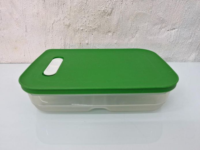 Tupperware Rectangular Vented Food Container - Green & Clear