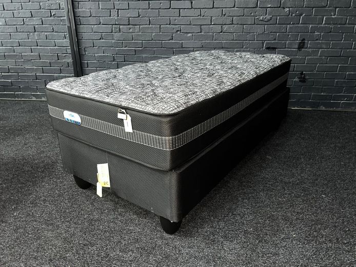 New Edblo Single bed base and mattrass - Alba Medium
