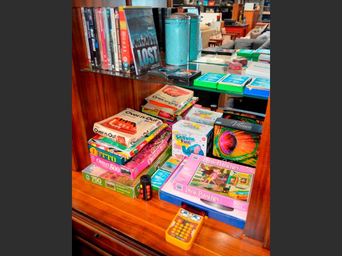 PUZZLES, TRUMP CARDS, DVD's, etc [Unchecked]