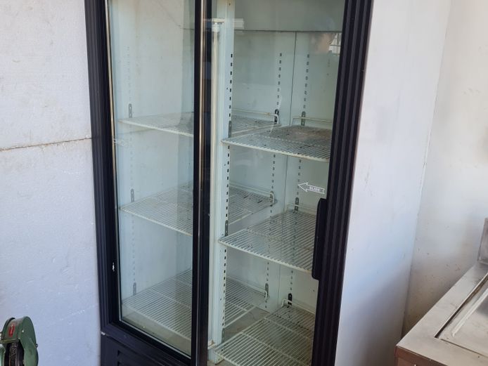DOUBLE SLIDING DOOR FRIDGE - WORKING
