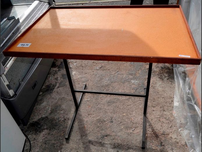 JIGSAW PUZZLE TABLE