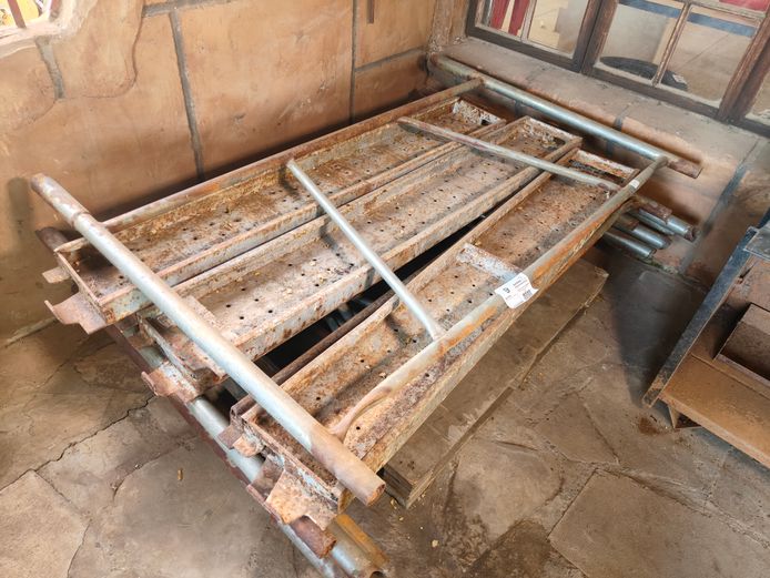 LOT SCAFFHOLDING