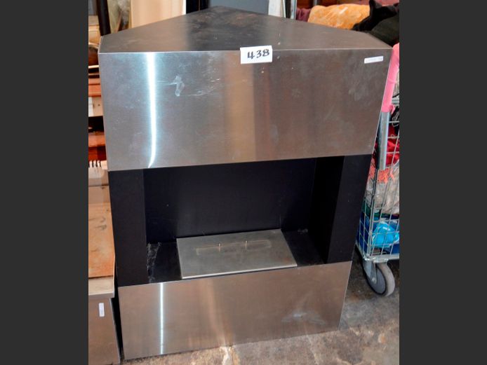 STAINLESS STEEL FREE-STANDING BIO ETHANOL FIREPLACE, 65 x 46 x 90cm