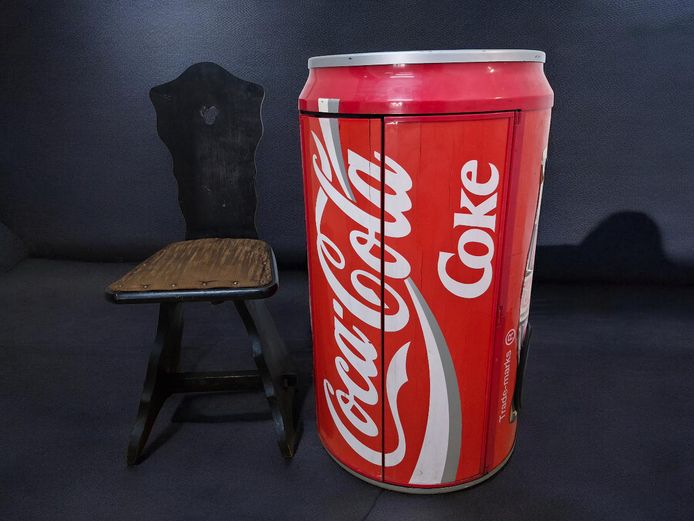 Vintage Coca-Cola Can Cabinet