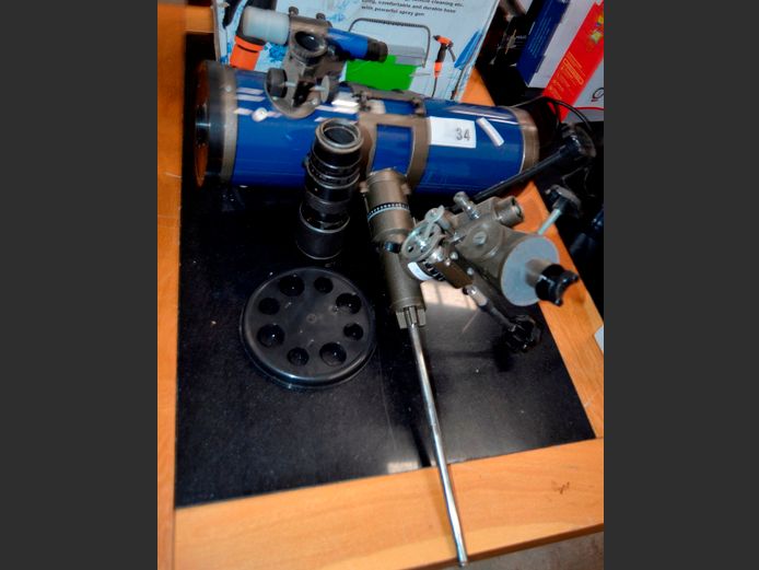 LOT: BLUE TELESCOPE [No stand] & A CAMERA LENS [Condition unknown]