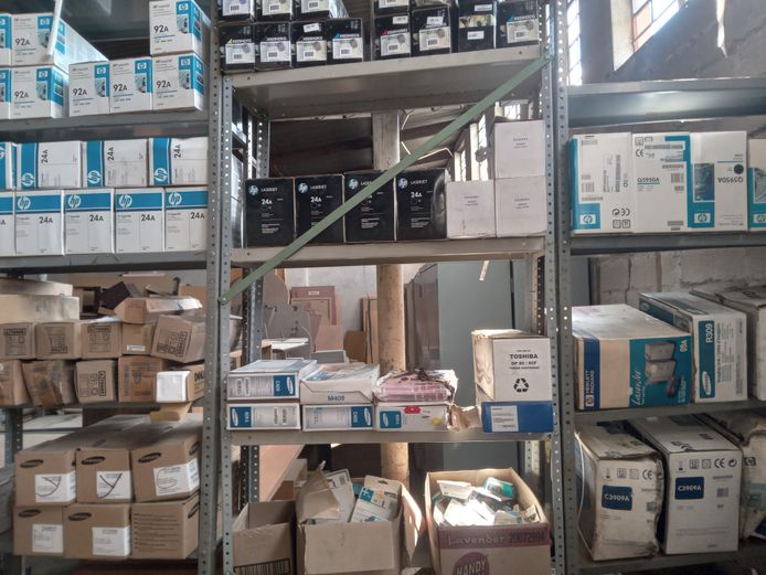 Assorted print cartridges