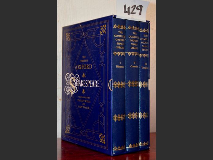 BOXED SET OF 3 VOLUMES COMPLETE OXFORD SHAKESPEARE