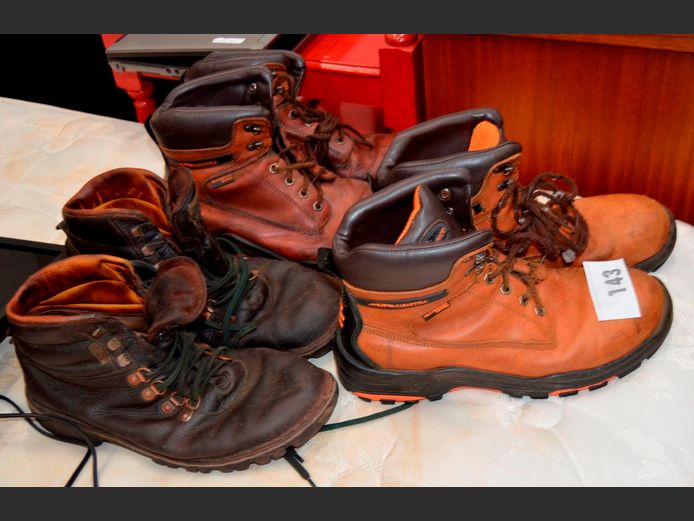 LOT: 3 x PAIRS BOOTS