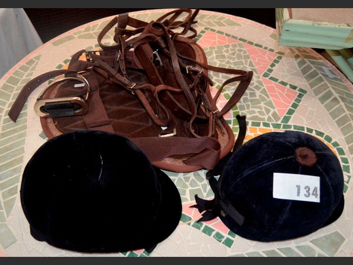 LOT: STIRRUPS, HORSE RIDING HELMETS, etc