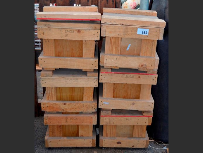 LOT: 6 x PINE FREIGHT CRATES