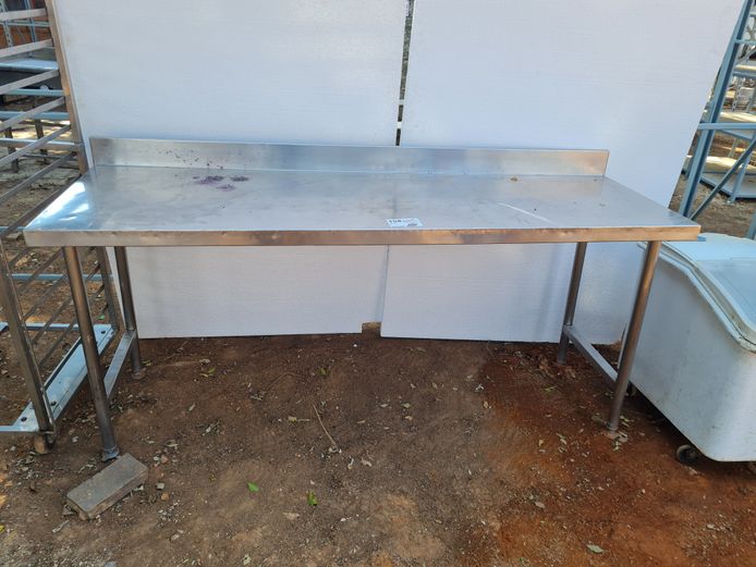 S/STEEL SPLASH BACK TABLE