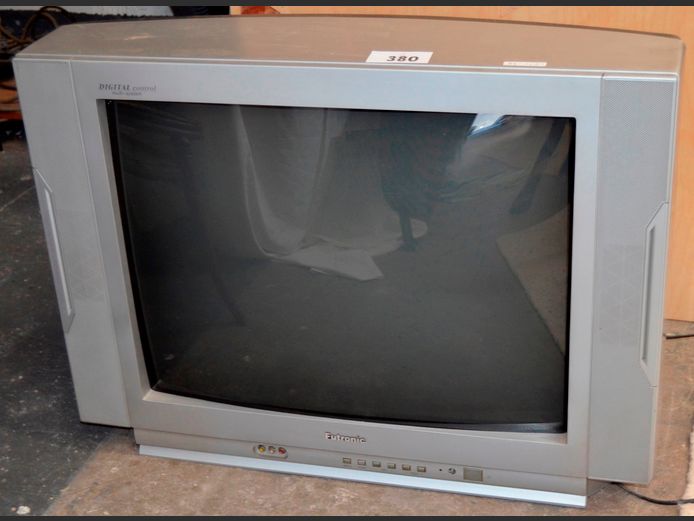 FUTRONIC 74cm COLOUR TV [Switches on, untested further] ### LICENCE PLEASE ###