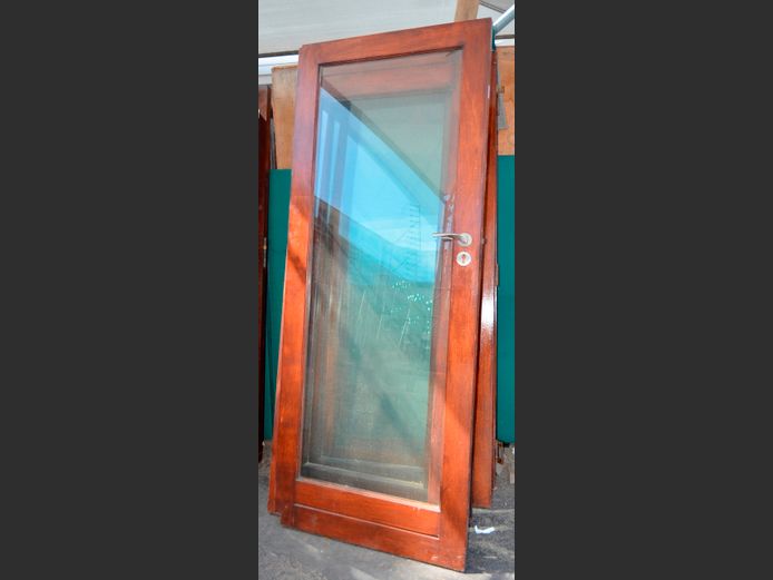 LOT: 7 x MERANTI & GLASS DOORS, 203 x 82cm