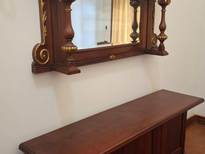 Buffet cabinet and mirror (STC)
