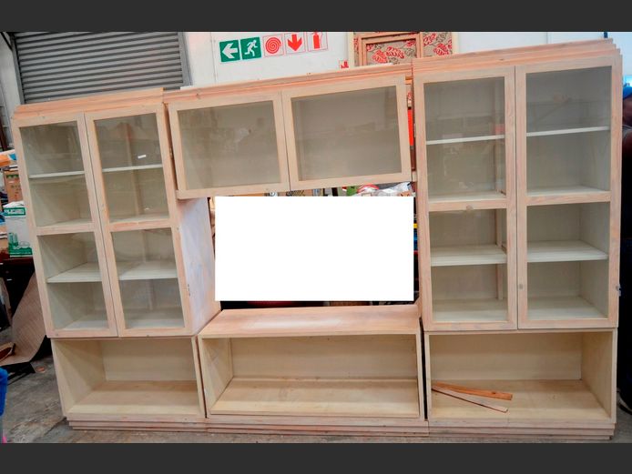 PINE UNDER CREAM PAINT 8-DOOR GLASS FRONT WALL UNIT, 307 x 46 x 193cm