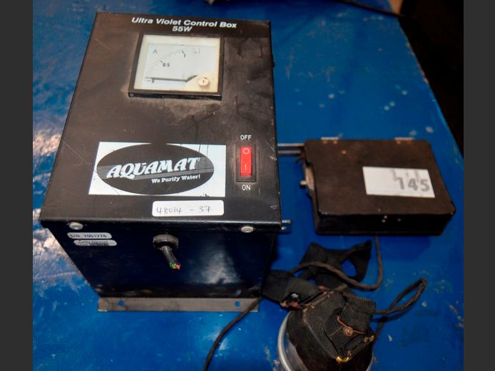 LOT: 55W UV CONTROL BOX & MINER'S LIGHT [Untested]