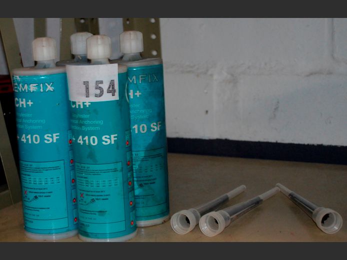 LOT OF 4 TUBES: CHEMFIX CHEMICAL ANCHOR [Condition of contents unknown]